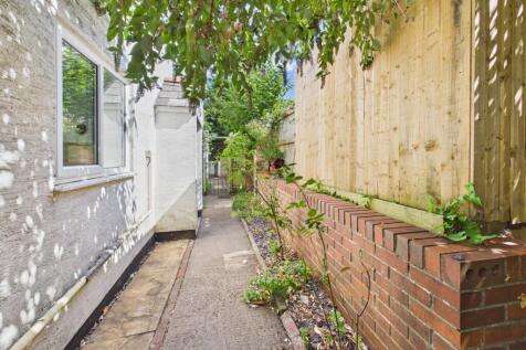 Path to garden