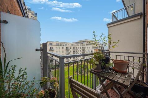 Flat 102, Amelia House - L2Pr1AHf5B5IifCKHVnR.jpg