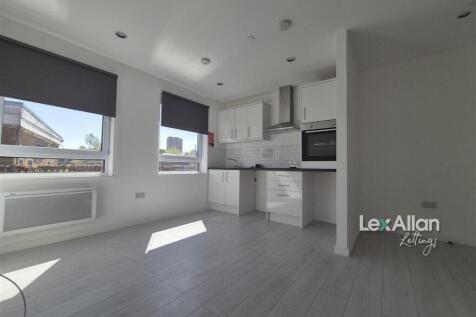 Flat 3 Priest House Old Hill 2.jpg