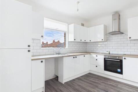 Prenton Road West, Birkenhead, CH42 photo 4