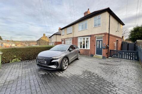 EXTERNAL FRONT AND DRIVEWAY