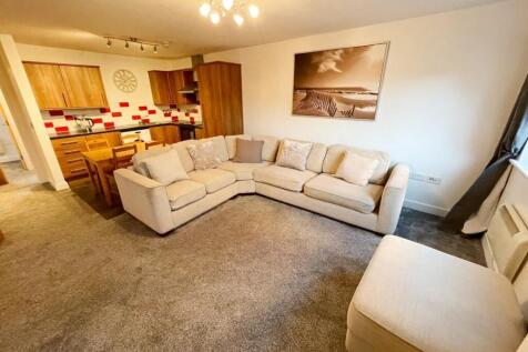 Lounge / Kitchen