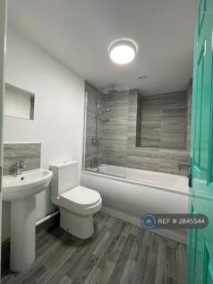 Bedroom 5 - Ensuite