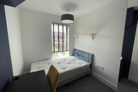 47 Hood Street - Bedroom 2(1).jpg