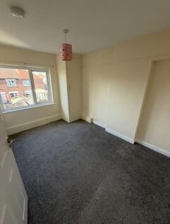 26 PARK AVENUE, BARNSLEY, S71 3TT. photo 5
