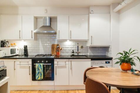 Wadeson Street, E2