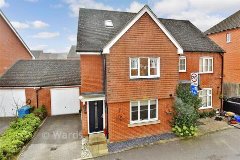 Sittingbourne, ME10 - property photo