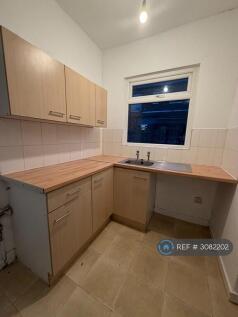 Azalea Avenue, Manchester, M18 photo 5