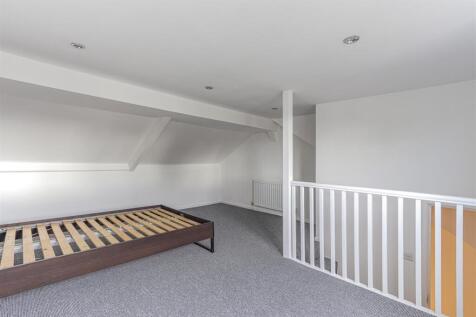 Comet Street 33-21.jpg