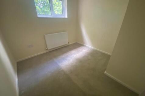 Greystones, Leyland photo 4