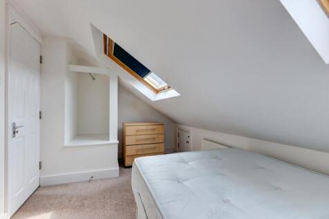 62 Brading Road Bedroom 7