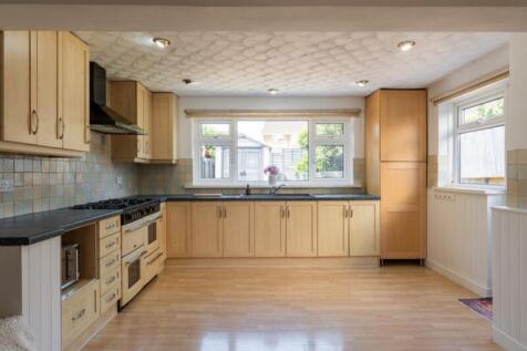 Rowan-Way-16_7cec-0d20-a9c1-396b-ca1c-bf52-d8e6-43