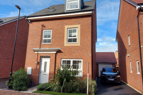 HMO Property for Sale in CV4