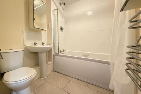 Mckinley Street, Great Sankey, Warrington photo 5