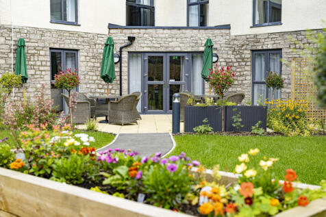 Planter - gardens