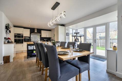 1419409-10-699d9c9057f9b