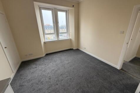 Carnegie Drive, Dunfermline, KY12 photo 5