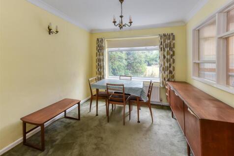 26 Elliotts Lane-dining.jpg