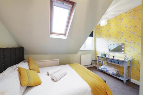 14 Lodge Lane - 4DWp1lAFtzFE8eLztpVf.jpg