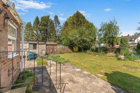 7 The Close, Chipping Warden-18.jpg