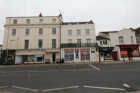 3-bed flat on Flat 3 10 Spencer Street,Leamington Spa,CV31, £1,215/mo