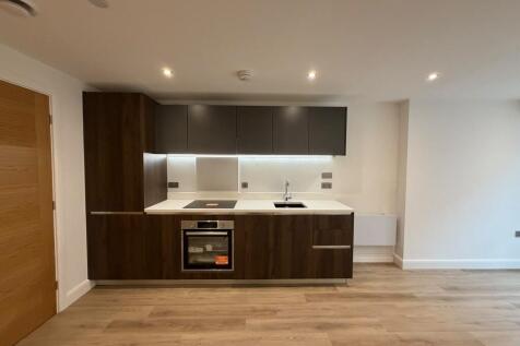 1-bed flat on Apt 77, The Mount, Richmond Hill Approach, Richmond Hill, Leeds, £950/mo