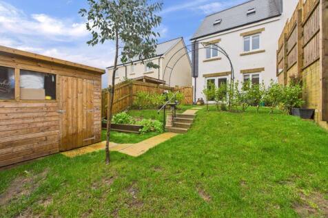 Garden and rear elevation