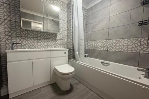 Flat , Brancaster Court, Staithe Road, Wisbech photo 5