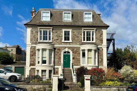 Bristol, BS6 - property photo