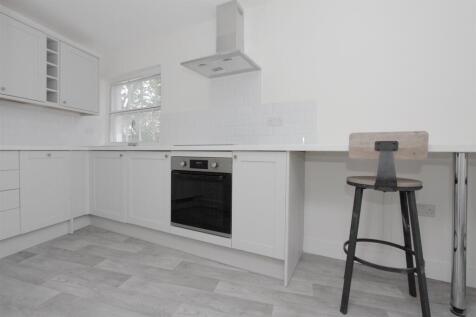 Flat 1, 2 Minster Street (5).JPG