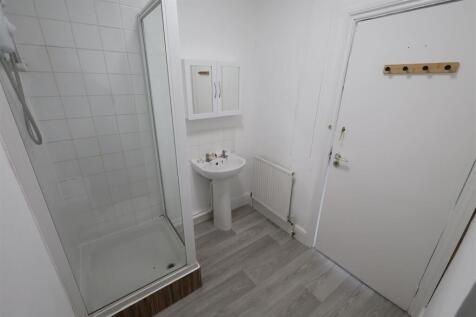 CR Shower Room.JPG