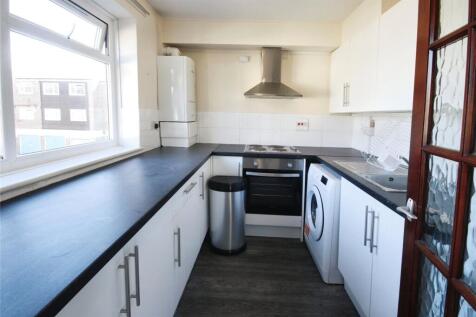 Ladybank, Bracknell, Berkshire, RG12 photo 4