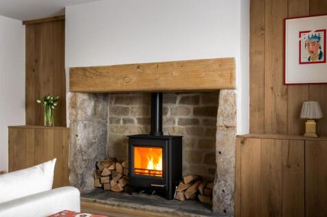 17 - Long Cottage - GL54 4AF - Web.jpg