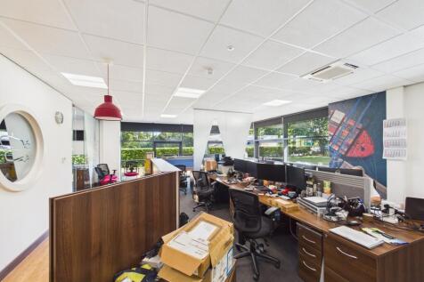 Office to rent Image 10