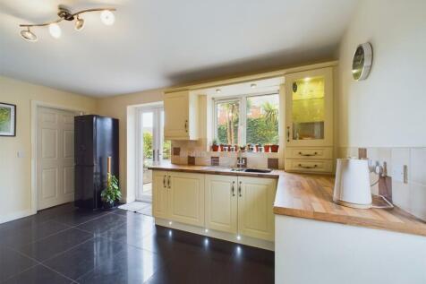 CAM01993G0-PR0133-ST