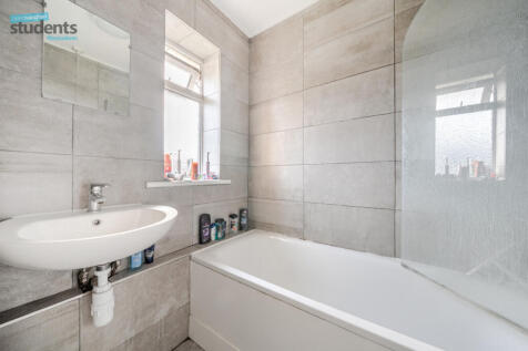 33eb8775-326a-4f5...