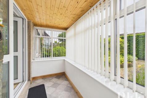 Entrance porch