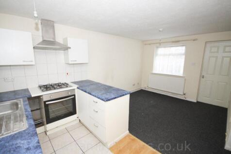 Kitchen/ Living