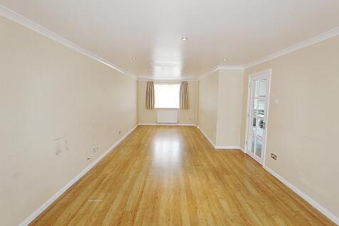living room / dining room