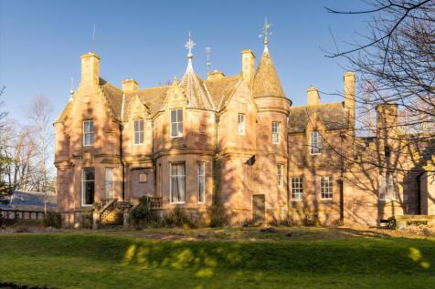 12 bed, 4 bath Detached in Edinburgh - Photo 22