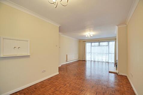 Fairacres, Ruislip, HA4 photo 4