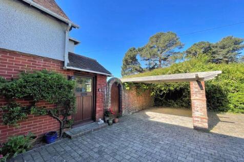 Front Door &amp; Car Port