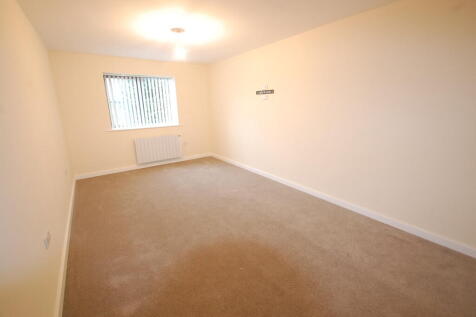 Horninglow Road North, Burton upon Trent, DE13 photo 5