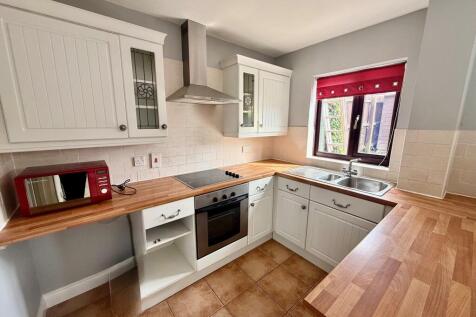 Milton Road North, Stowmarket, Suffolk, IP14 photo 3