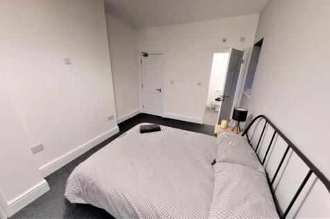 Morecroft Road, Birkenhead photo 5