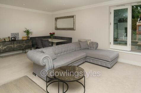 Bridge Road, East Molesey, Surrey, KT8 photo 3