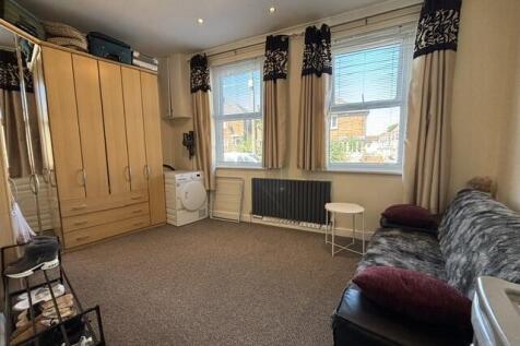 Westrop, Highworth, Swindon photo 5