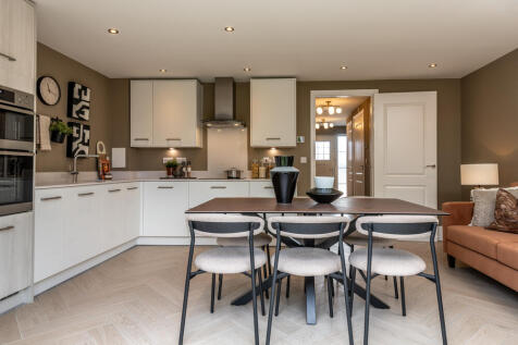 The Kensington Mid Kitchen 2