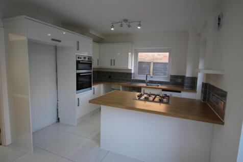 Roby Close, Rainhill, L35 photo 5