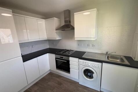 82 Millhall Court 2.jpg
